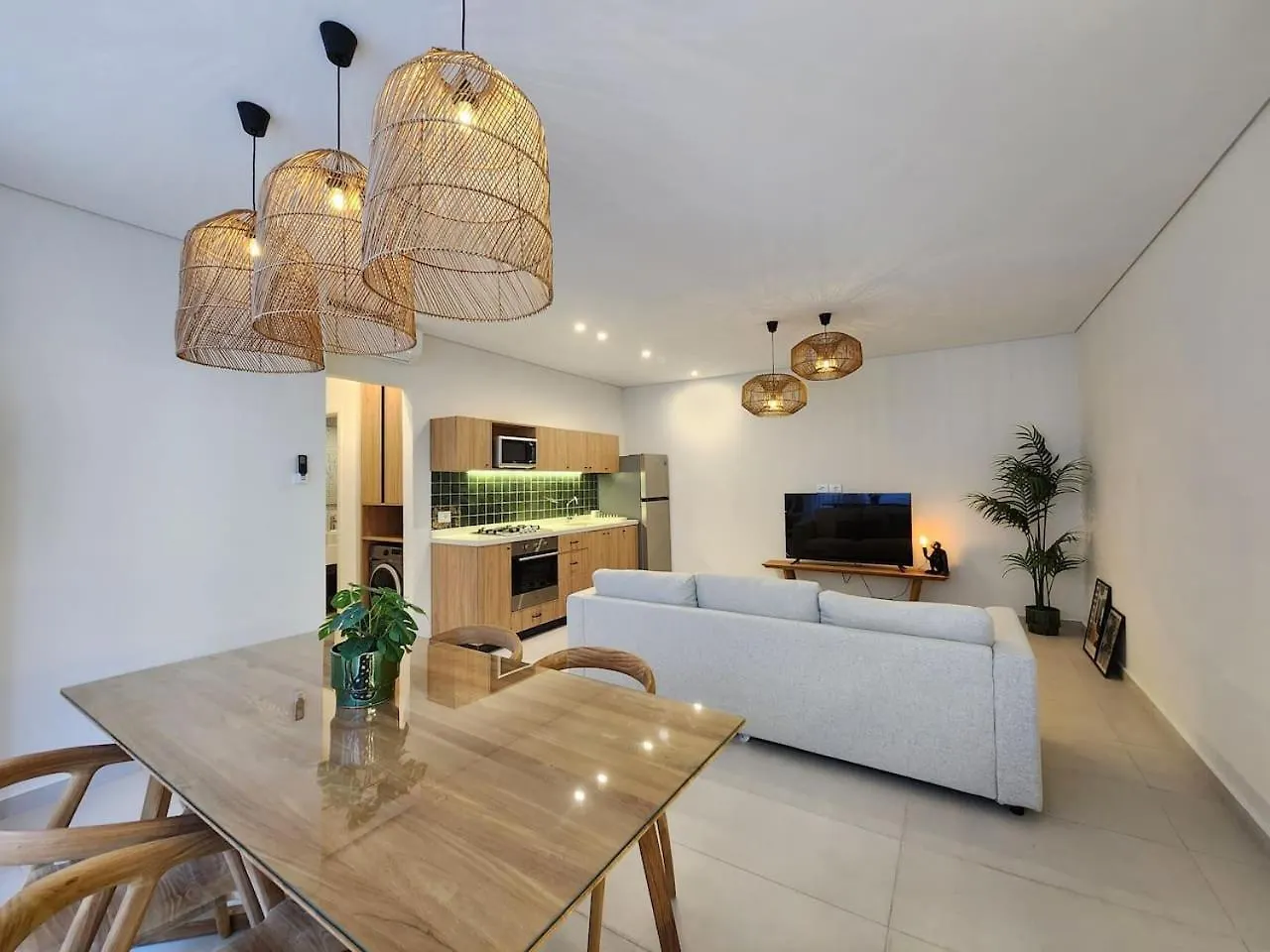 Amazonia Tropical Elegance In Gemayze Βηρυτός Λίβανος