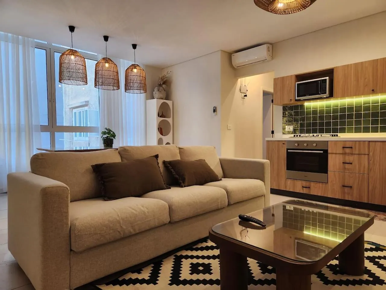Amazonia Tropical Elegance In Gemayze Βηρυτός